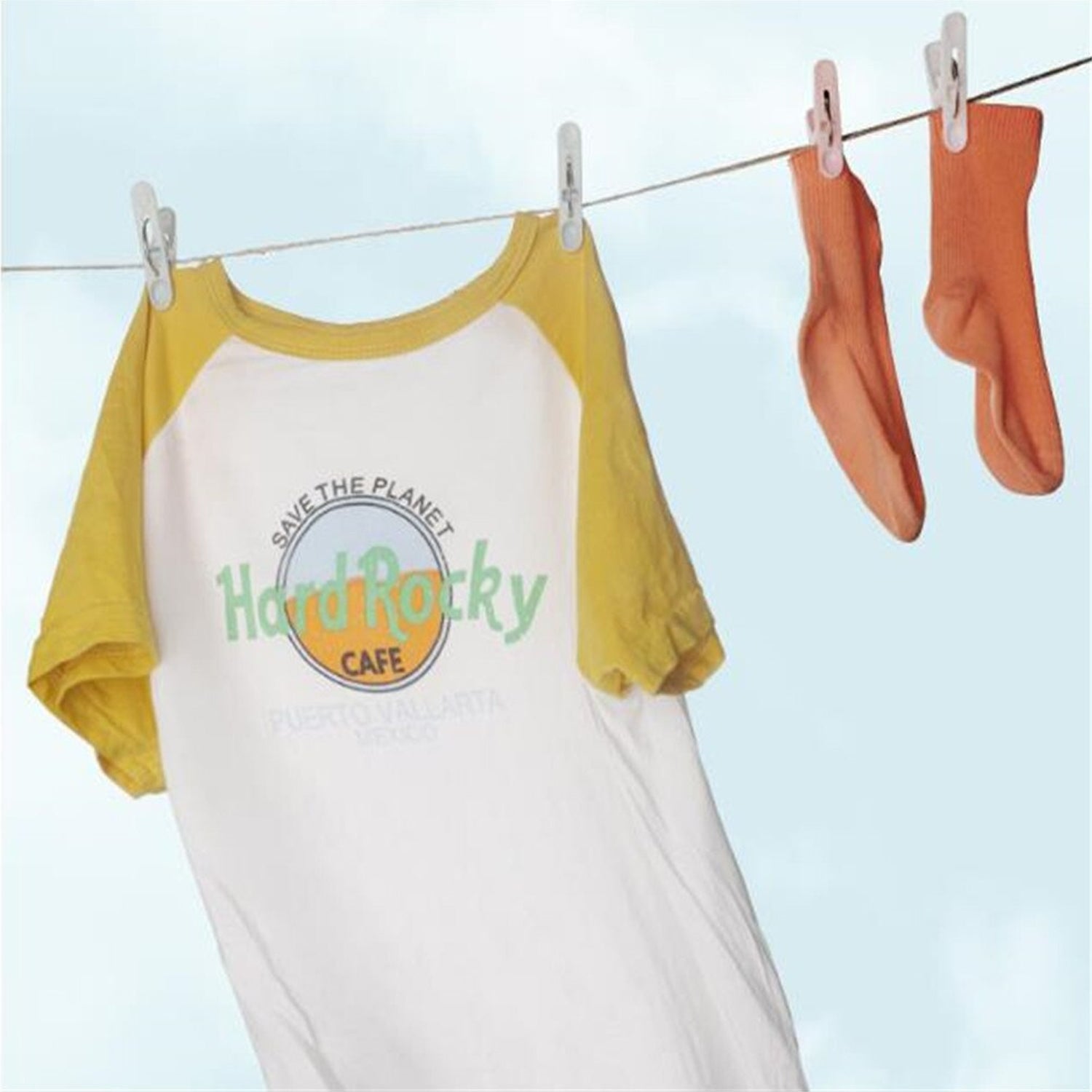 4523 Plastic Cloth Clips for Cloth Dying Cloth Clips Multipurpose Clothes Pins for Indoor and Outdoor Use Strong and Durable Clips For Clothes Drying ( Pack Of 20pc )