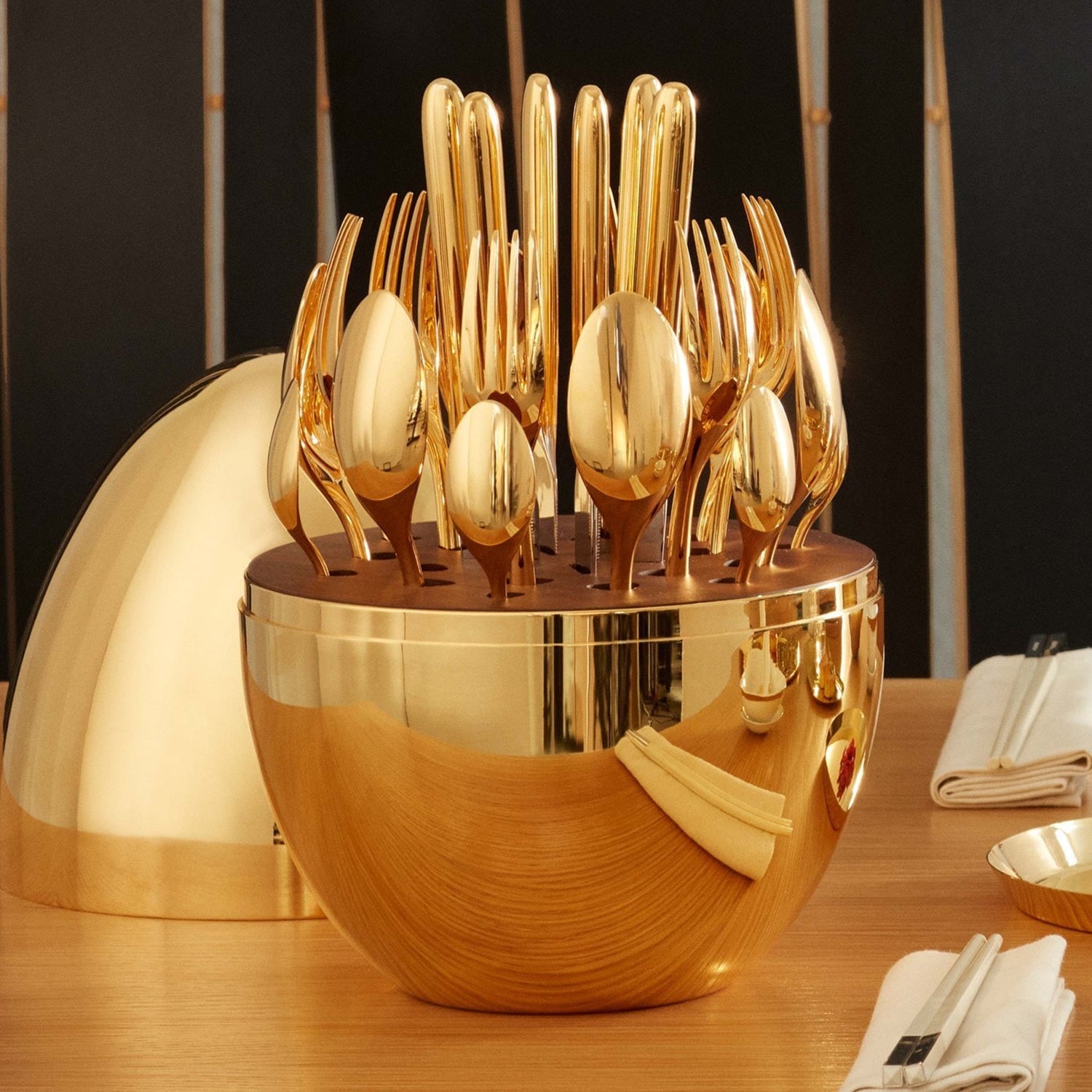 10010 Premium Cutlery Set 24 Pcs with Oval Shaped Stand | Beautiful Stylish Oval Designed Cutlery Sets, Egg-Shaped Luxury Spoon Holder Set (Golden / 24 pcs set)
