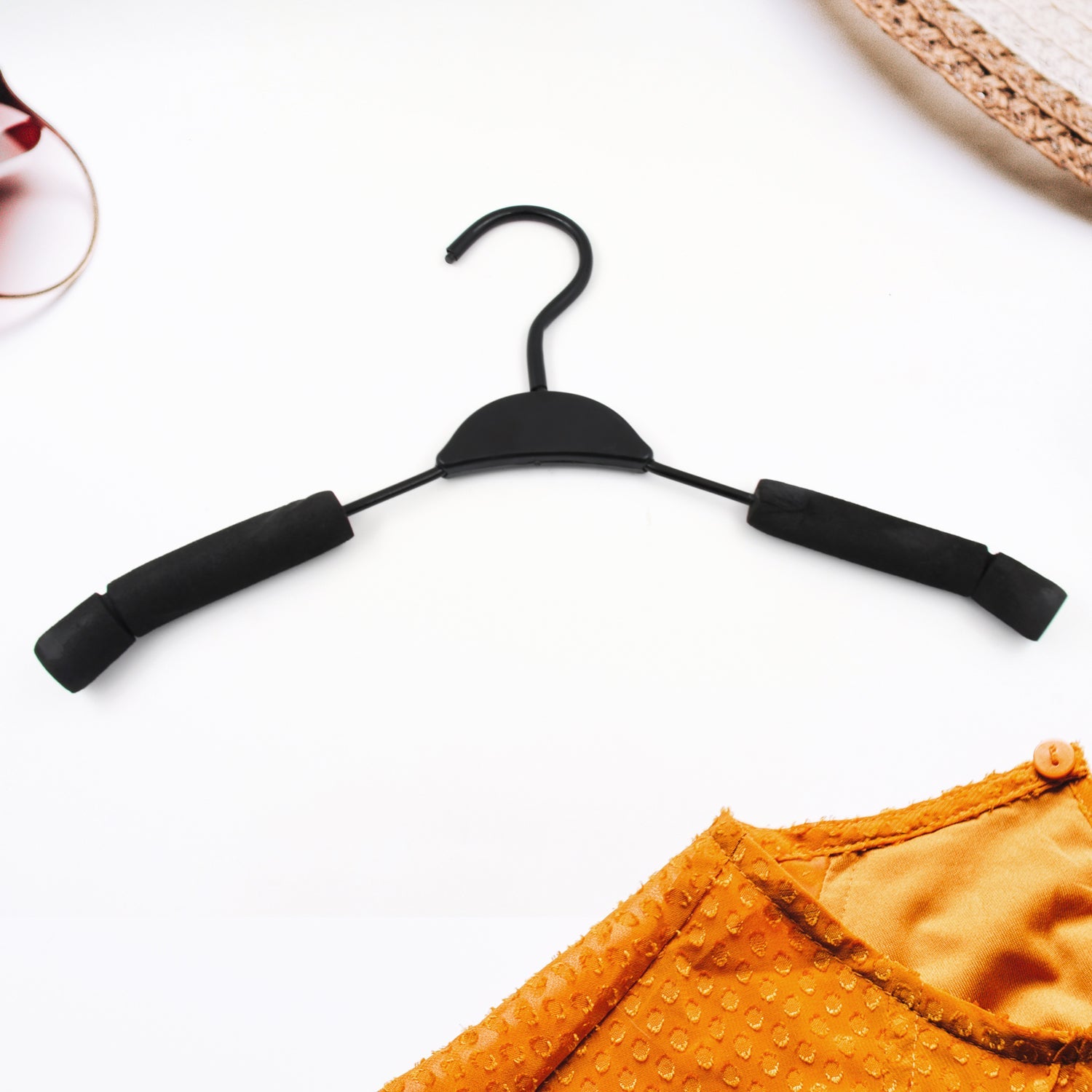 Solid Sponge Hanger Non-Slip Hanger Home No Trace Clothes Hanging Pants Clip Clothing Store Hangers, Clothes Hanger for Closet Wedding Dress Women, Men, Children Clothing (1 Pc / Mix Color)