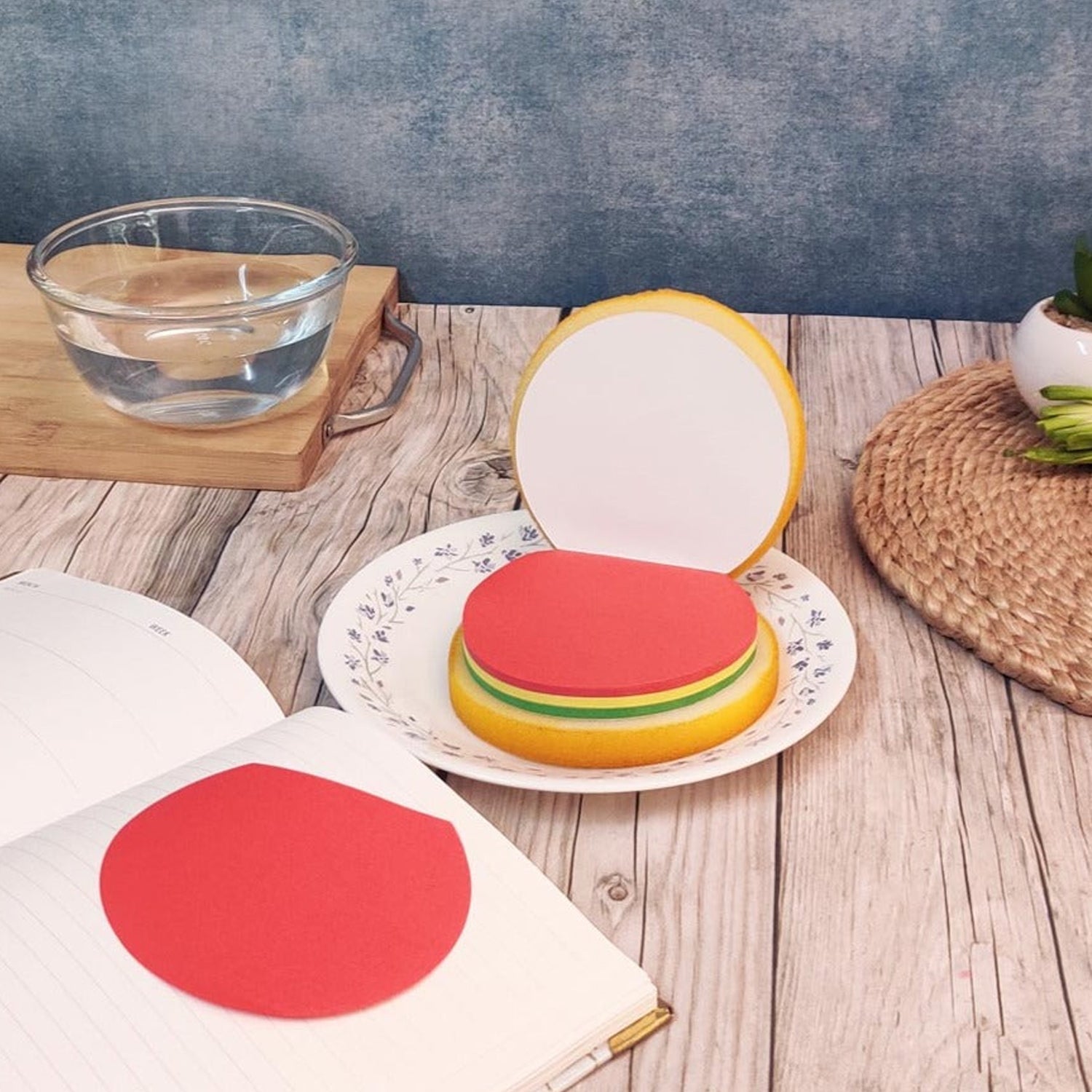 8073 Burger Shaped Notepad / Sticky Notes / Memo Pads, Unique Mini Notes (Multicolor)