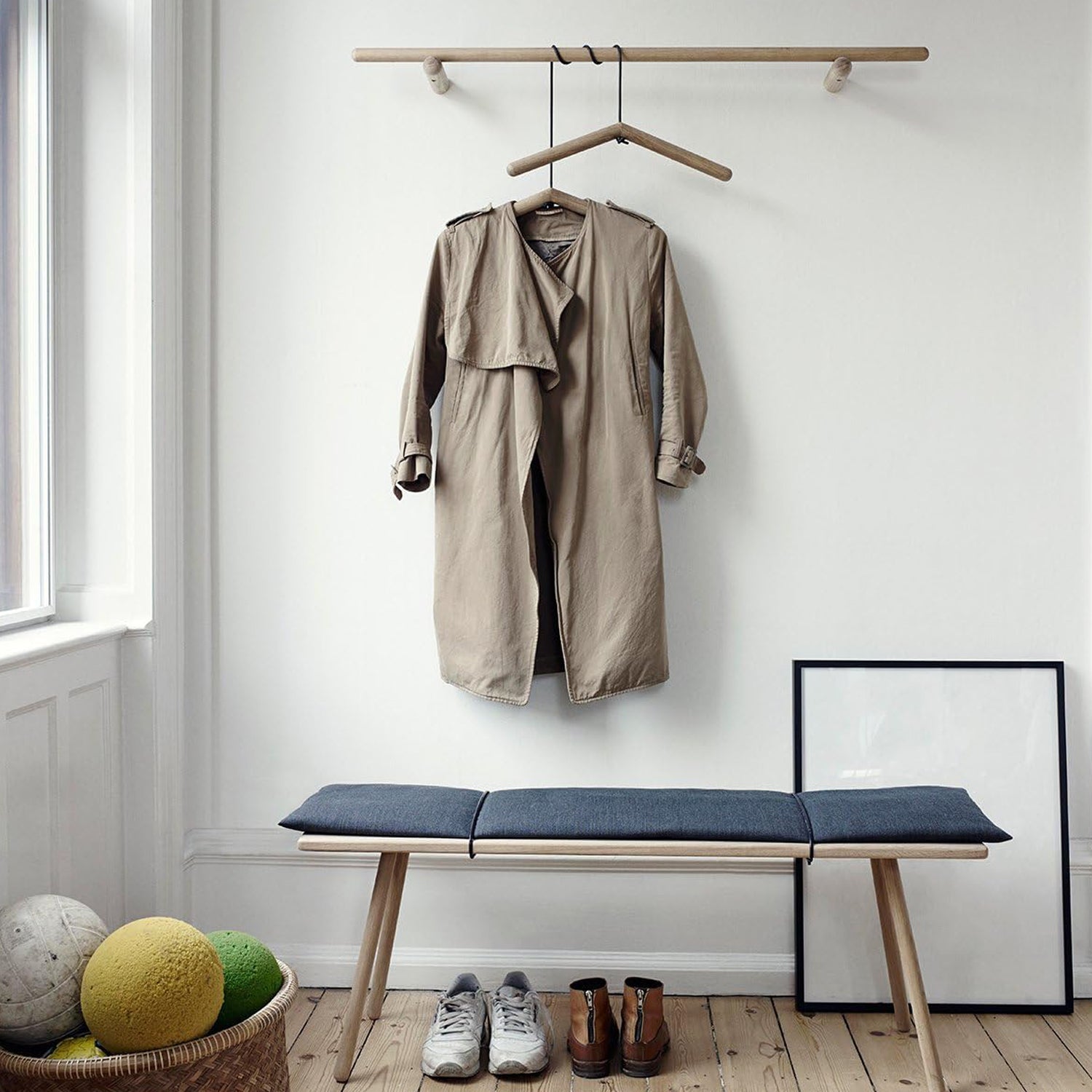7962 Wood Clothes Hanger, Wooden Suit Hangers, Coat Hangers,