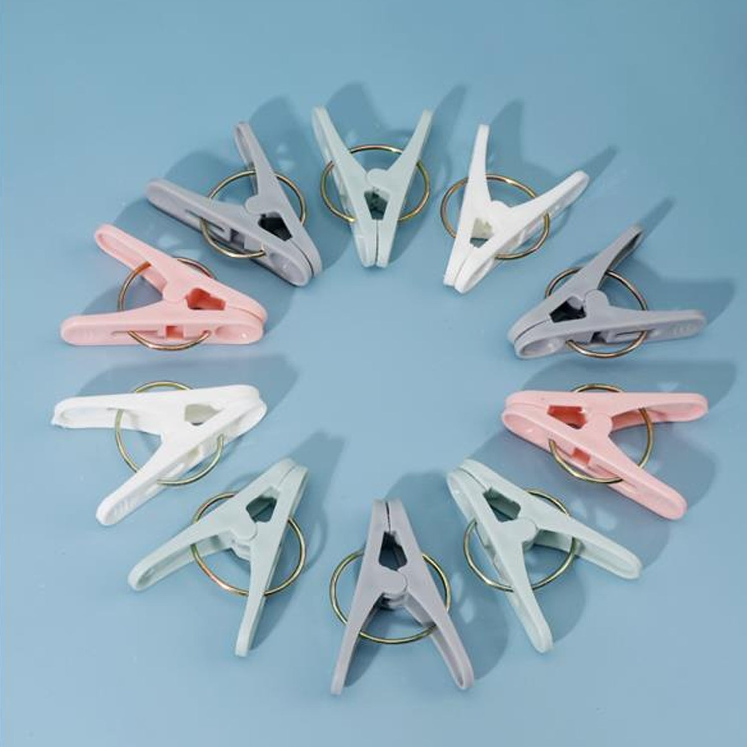 4523 Plastic Cloth Clips for Cloth Dying Cloth Clips Multipurpose Clothes Pins for Indoor and Outdoor Use Strong and Durable Clips For Clothes Drying ( Pack Of 20pc )