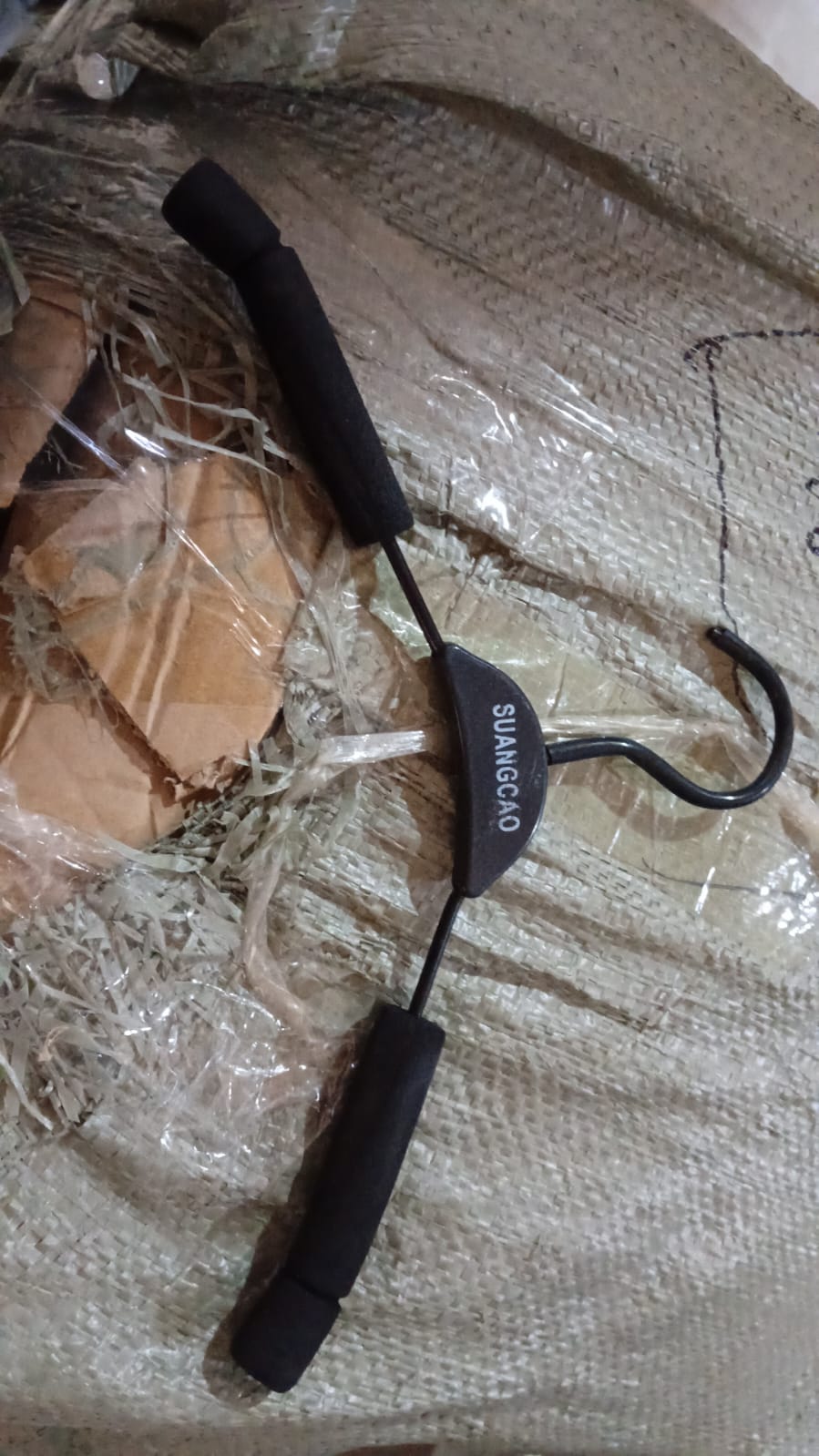 Solid Sponge Hanger Non-Slip Hanger Home No Trace Clothes Hanging Pants Clip Clothing Store Hangers, Clothes Hanger for Closet Wedding Dress Women, Men, Children Clothing (1 Pc / Mix Color)