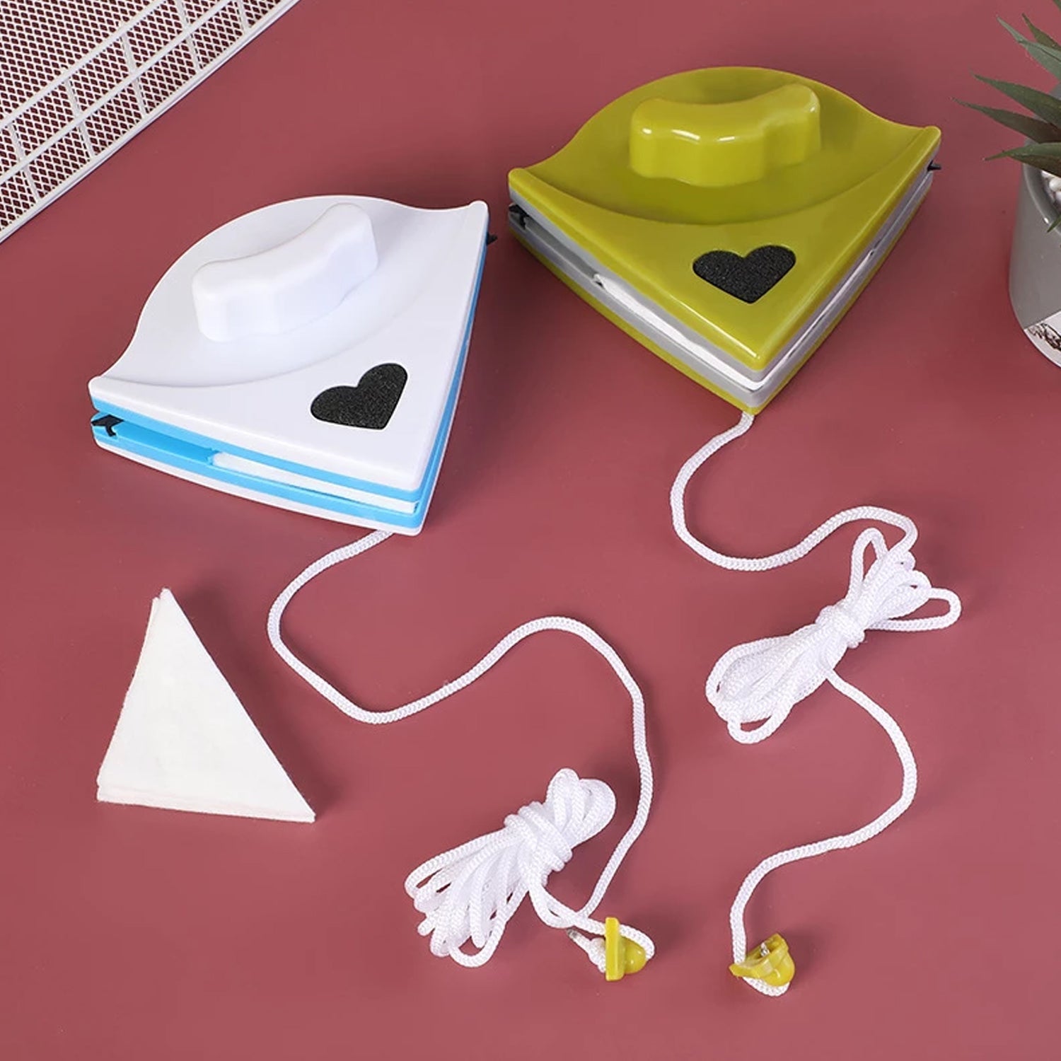 4976 Double face glass cleaner Window Squeegee, Magnetic Window Washing Equipment.