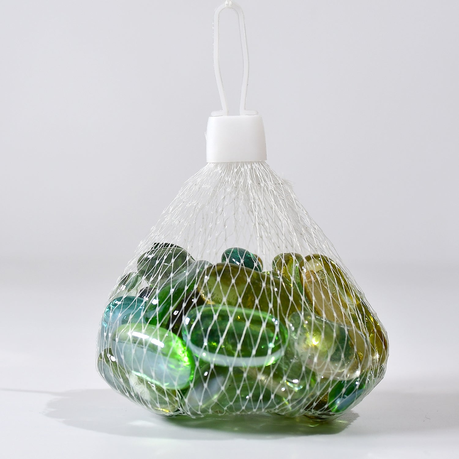 4016 Glass Gem Stone, Flat Round Marbles Pebbles for Vase Fillers, Attractive pebbles for Aquarium Fish Tank.