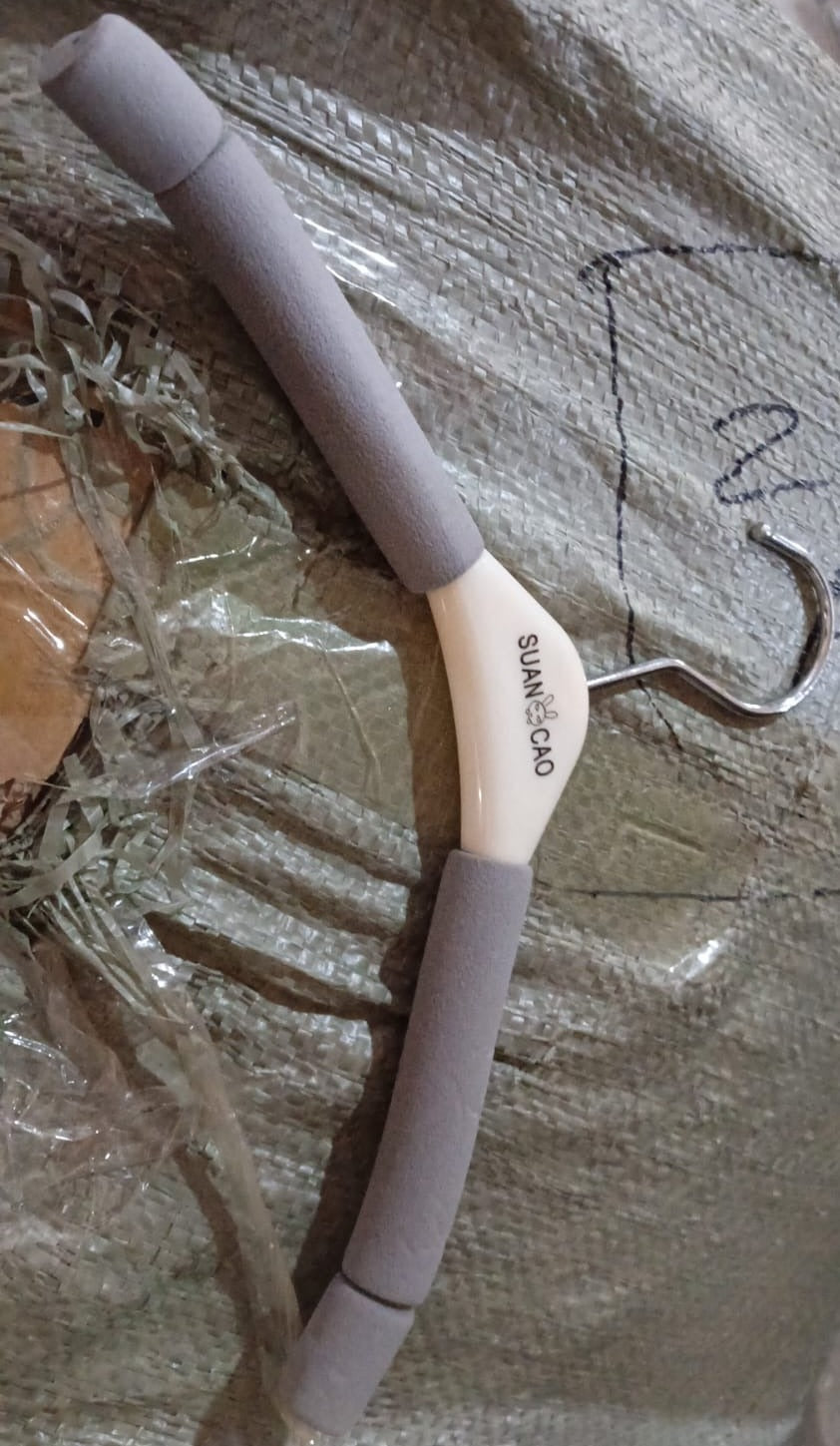 Solid Sponge Hanger Non-Slip Hanger Home No Trace Clothes Hanging Pants Clip Clothing Store Hangers, Clothes Hanger for Closet Wedding Dress Women, Men, Children Clothing (1 Pc / Mix Color)