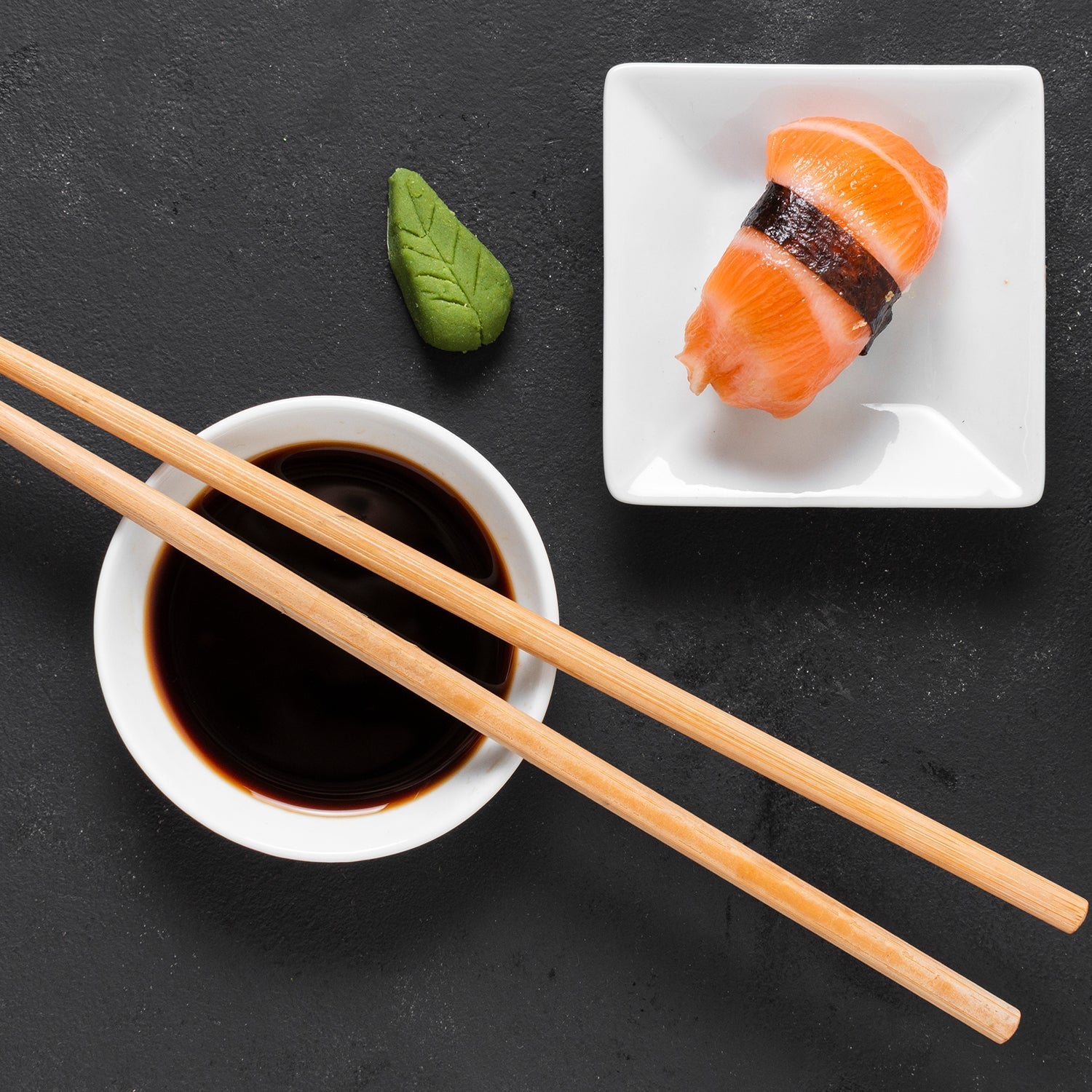 2916 10PAIR MULTI DESIGN CHOPSTICKS SET LIGHTWEIGHT EASY TO USE CHOP STICKS WITH CASE FOR SUSHI, NOODLES AND OTHER ASIAN FOOD