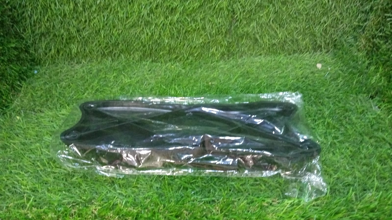 5914 Plastic Kitchen Knife Drawer Organizer, Knife Stand Storage for your kitchen. Replace your knife block with a revolutionary product. Clear your counter top of clutter, and easily identify the desired knife (1pc)