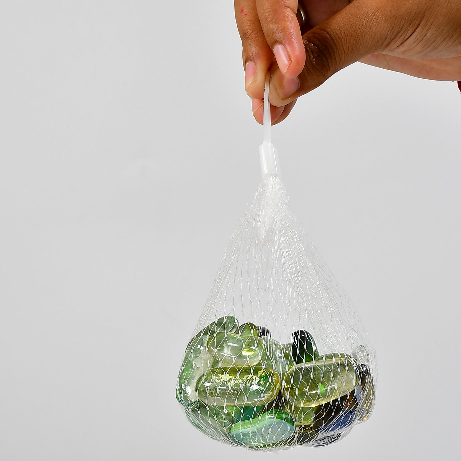 4016 Glass Gem Stone, Flat Round Marbles Pebbles for Vase Fillers, Attractive pebbles for Aquarium Fish Tank.