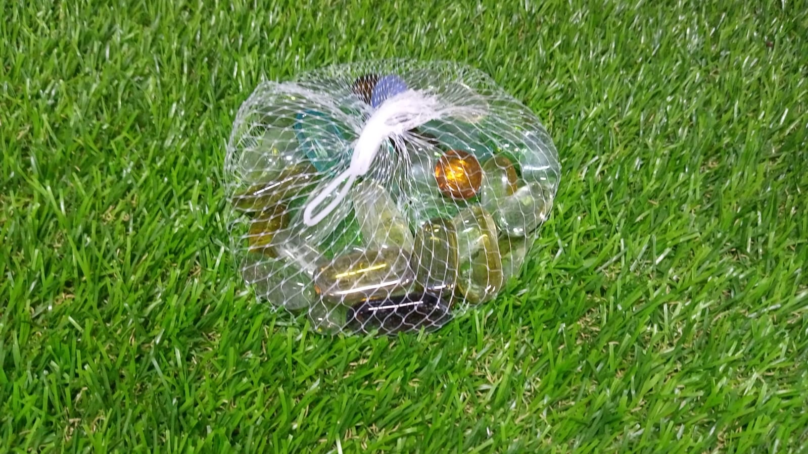 4016 Glass Gem Stone, Flat Round Marbles Pebbles for Vase Fillers, Attractive pebbles for Aquarium Fish Tank.