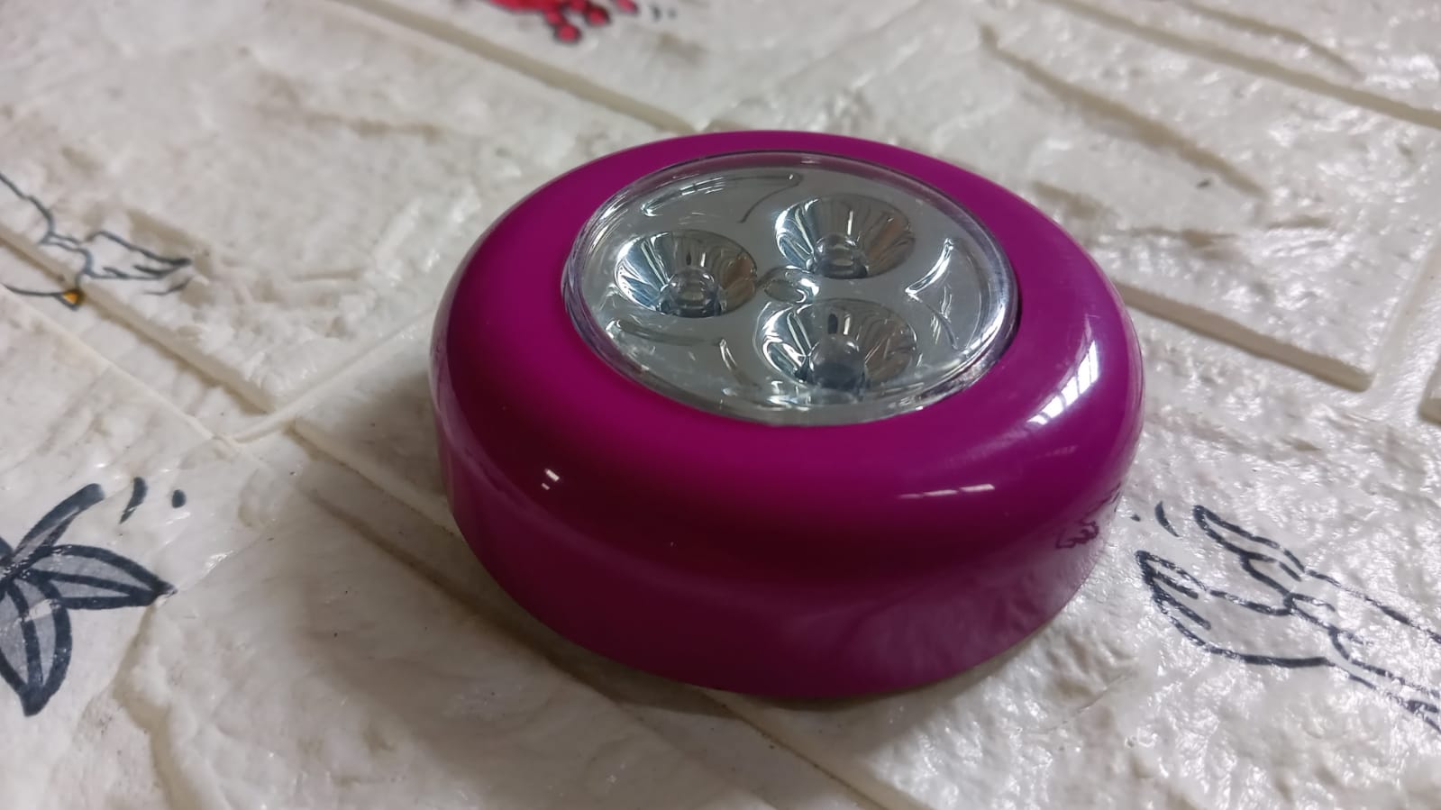 1721L 3 LED CORDLESS STICK TAP WARDROBE TOUCH LIGHT LAMP (1 Pc)