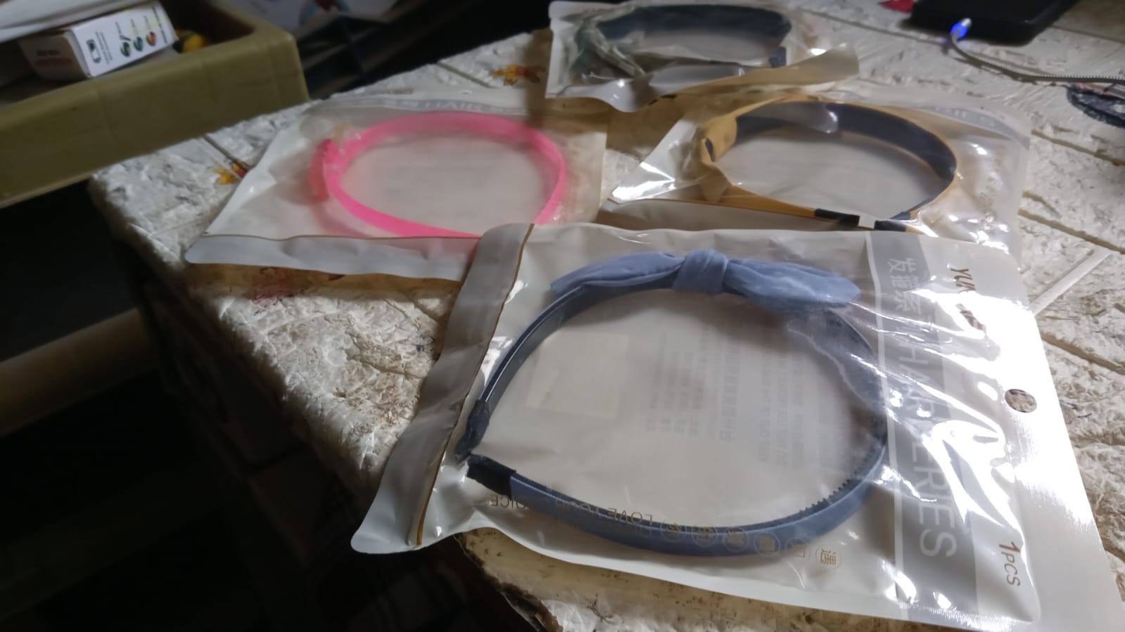 12632 Stylish Hair Accessories, Hairband / Headband for Baby Girls / Women / Hair Band Stretch Hair Accessories for Women Girls Hair Accessories Multicolor / Mix Designs