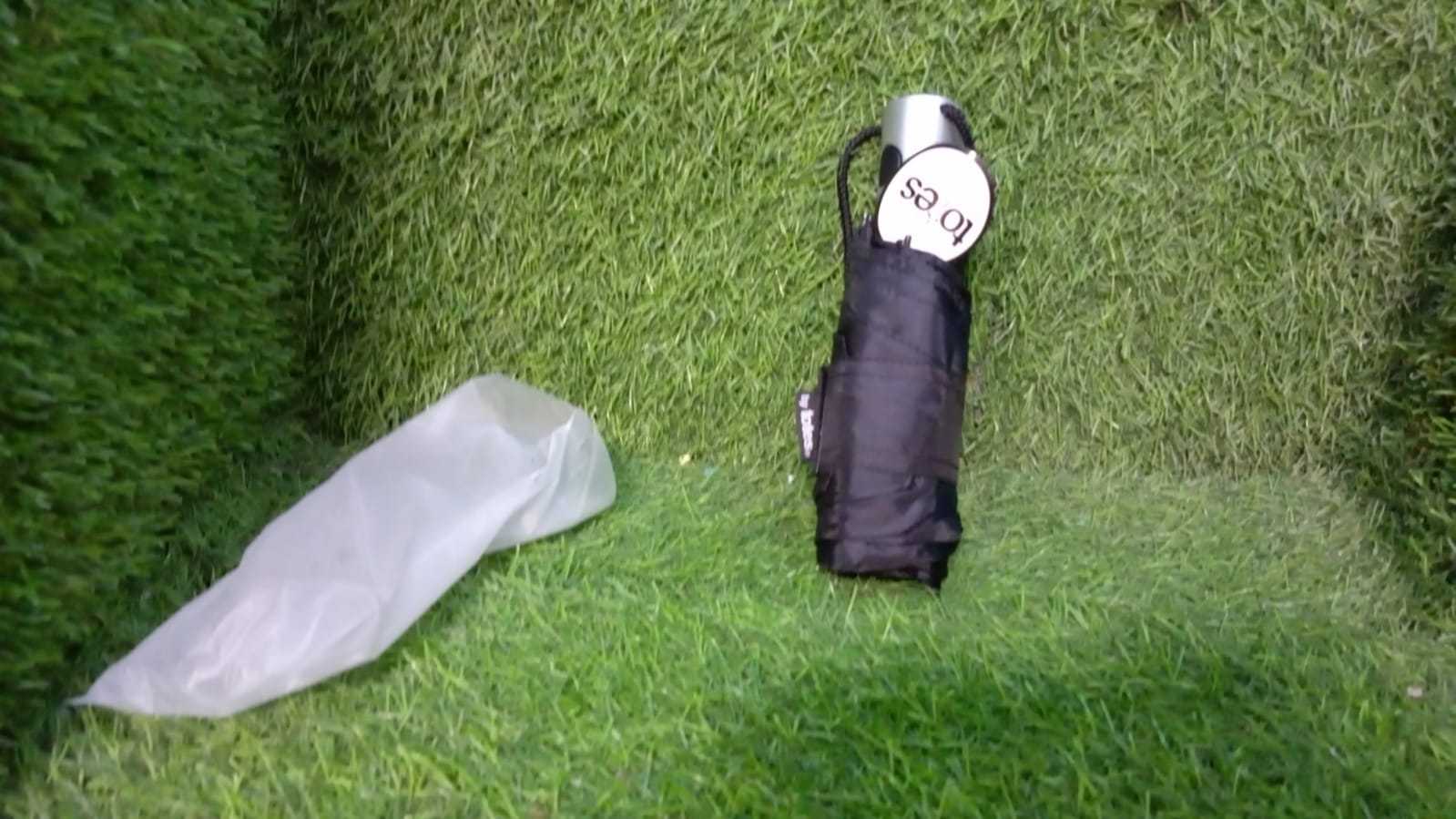 6814 Travel Inverted Umbrella Compact Windproof Umbrella Sun & Rain Umbrella for Men & Women